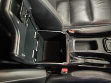 Toyota Hilux 2.8 D-4D Invincible X Pickup Double Cab 4dr Diesel Auto 4WD Euro 6 (s/s) (204 ps) - U1615