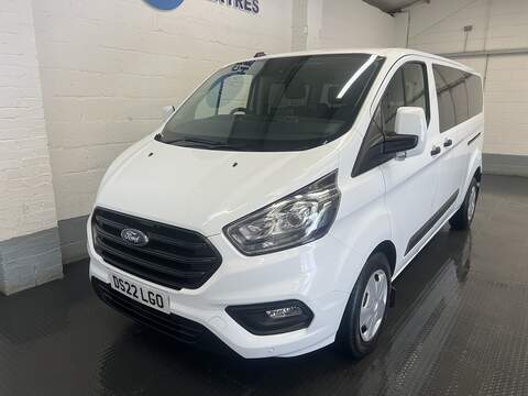 Ford Transit Custom 320 EcoBlue 130 BHP L2 HIGH ROOF TREND AUTOMATIC 9 SEATER MINIBUS 2.0 5dr Combi Van Automatic Diesel 2.0 5dr Minibus Automatic Diesel