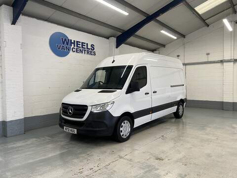 Mercedes-Benz Sprinter Sprinter 2.0 315 CDI Progressive Panel Van 5dr Diesel Manual FWD L2 H2 Euro 6 (s/s) (150 ps)