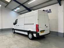 Mercedes-Benz Sprinter 2.1 314 CDI Premium Panel Van 5dr Diesel Manual FWD L2 H2 Euro 6 (s/s) (143 ps) - U1633