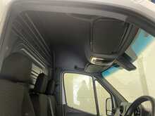 Mercedes-Benz Sprinter 2.1 314 CDI Premium Panel Van 5dr Diesel Manual FWD L2 H2 Euro 6 (s/s) (143 ps) - U1633