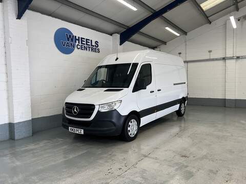 Mercedes-Benz Sprinter Sprinter 2.0 315 CDI Progressive Panel Van 5dr Diesel Manual FWD L2 H2 Euro 6 (s/s) (150 ps)