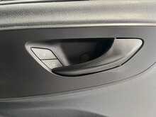 Mercedes-Benz Sprinter 2.1 314 CDI Premium Panel Van 5dr Diesel Manual FWD L2 H2 Euro 6 (s/s) (143 ps) - U1634