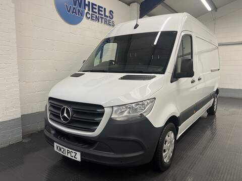 Mercedes-Benz Sprinter 2.0 315 CDI Progressive Panel Van 5dr Diesel Manual RWD L2 H2 Euro 6 (s/s) (150 ps)