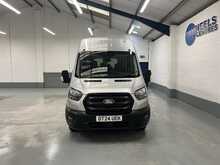 Ford Transit 2.0 460 EcoBlue Trend Minibus Double Cab 5dr Diesel Auto RWD L4 H3 Euro 6 (s/s) (17 Seat, DRW) (165 - U1641