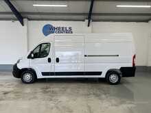 Citroen Relay 2.2 BlueHDi 35 Enterprise Edition Panel Van 5dr Diesel Manual L3 High Roof Euro 6 (s/s) (140 ps) - U1645