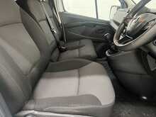 Renault Trafic 2.0 dCi Blue SL28 Business Panel Van 5dr Diesel Manual L1 H1 Euro 6 (s/s) (130 ps) - U1648
