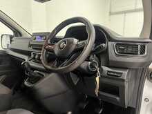 Renault Trafic 2.0 dCi Blue SL28 Business Panel Van 5dr Diesel Manual L1 H1 Euro 6 (s/s) (130 ps) - U1649