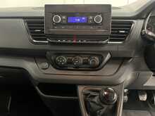 Renault Trafic 2.0 dCi Blue SL28 Business Panel Van 5dr Diesel Manual L1 H1 Euro 6 (s/s) (130 ps) - U1649