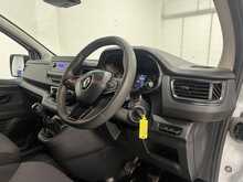 Renault Trafic 2.0 dCi Blue SL28 Business Panel Van 5dr Diesel Manual L1 H1 Euro 6 (s/s) (130 ps) - U1650