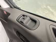 Ford Transit 350 EcoBlue Leader 2.0 5dr Temperature Controlled Manual Diesel - U1665