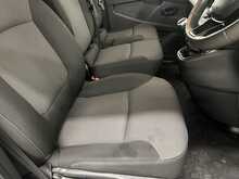 Renault Trafic 2.0 dCi Blue LL30 Advance Panel Van 5dr Diesel Manual L2 H1 Euro 6 (s/s) (130 ps) - U1668