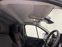 Renault Trafic 2.0 dCi Blue LL30 Advance Panel Van 5dr Diesel Manual L2 H1 Euro 6 (s/s) (130 ps) - U1668
