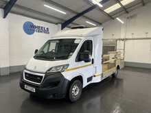 Peugeot Boxer PEUGEOT BOXER 335 B2B CAB 2.2 BLHDI 140 S S/S Manual Diesel Dropside 2022 PLANT AND GO TRUCK 2.2 2dr - U1669