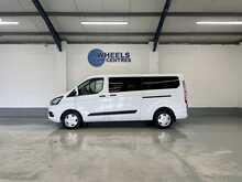 Ford Transit Custom 2.0 320 EcoBlue Trend Kombi Double Cab 5dr Diesel Auto L2 H1 Euro 6 (s/s) (130 ps) 2.0 5dr Minibus - U1670
