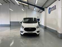Ford Transit Custom 2.0 320 EcoBlue Trend Kombi Double Cab 5dr Diesel Auto L2 H1 Euro 6 (s/s) (130 ps) 2.0 5dr Minibus - U1670