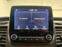 Ford Transit Custom 2.0 320 EcoBlue Trend Kombi Double Cab 5dr Diesel Auto L2 H1 Euro 6 (s/s) (130 ps) 2.0 5dr Minibus - U1670