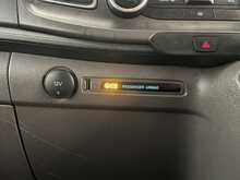 Ford Transit Custom 2.0 320 EcoBlue Trend Kombi Double Cab 5dr Diesel Auto L2 H1 Euro 6 (s/s) (130 ps) 2.0 5dr Minibus - U1670