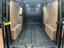 Ford Transit Custom 2.0 300 EcoBlue Limited Panel Van 5dr Diesel Manual L2 H1 Euro 6 (s/s) (130 ps) - U1673