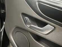 Ford Transit Custom 2.0 300 EcoBlue Limited Panel Van 5dr Diesel Manual L2 H1 Euro 6 (s/s) (130 ps) - U1673