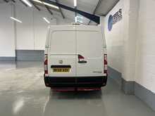 Vauxhall Movano 2.3 CDTi 3500 Panel Van 5dr Diesel Manual FWD L1 H1 Euro 6 (110 ps) - U1674
