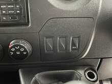 Vauxhall Movano 2.3 CDTi 3500 Panel Van 5dr Diesel Manual FWD L1 H1 Euro 6 (110 ps) - U1674