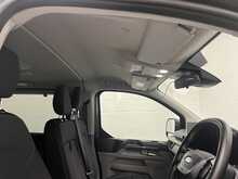 Ford Tourneo Custom 2.0 320 EcoBlue Titanium Luxe Minibus Double Cab 5dr Diesel Auto L2 Euro 6 (s/s) (136 ps) - U1677