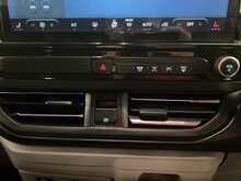 Ford Tourneo Custom 2.0 320 EcoBlue Titanium Luxe Minibus Double Cab 5dr Diesel Auto L2 Euro 6 (s/s) (136 ps) - U1677