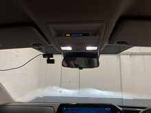Ford Tourneo Custom 2.0 320 EcoBlue Titanium Luxe Minibus Double Cab 5dr Diesel Auto L2 Euro 6 (s/s) (136 ps) - U1677