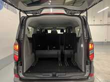 Ford Tourneo Custom 2.0 320 EcoBlue Titanium Luxe Minibus Double Cab 5dr Diesel Auto L2 Euro 6 (s/s) (136 ps) - U1677