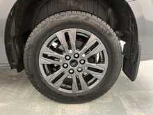 Ford Tourneo Custom 2.0 320 EcoBlue Titanium Luxe Minibus Double Cab 5dr Diesel Auto L2 Euro 6 (s/s) (136 ps) - U1677