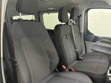 Ford Tourneo Custom 2.0 320 EcoBlue Titanium Luxe Minibus Double Cab 5dr Diesel Auto L2 Euro 6 (s/s) (136 ps) - U1677