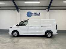 Ford Transit Custom 2.0 300 EcoBlue Limited Panel Van 5dr Diesel Manual L2 H1 Euro 6 (s/s) (136 ps) - U1681