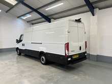 Iveco Daily 2.3D HPI 14V 35S 4100 Panel Van 5dr Diesel Manual LWB H2 Euro 6 (s/s) (136 ps) - U1686