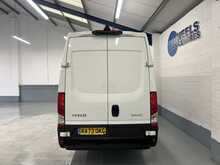 Iveco Daily 2.3D HPI 14V 35S 4100 Panel Van 5dr Diesel Manual LWB H2 Euro 6 (s/s) (136 ps) - U1686