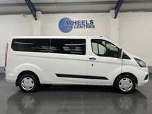Ford Transit Custom 320 EcoBlue Trend 2.0 5dr Minibus Manual Diesel - U1704