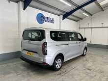 Ford Tourneo Custom 2.0 320 EcoBlue Zetec Minibus Double Cab 5dr Diesel Manual L2 Euro 6 (s/s) (136 ps) - U1710