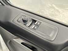 Ford Tourneo Custom 2.0 320 EcoBlue Zetec Minibus Double Cab 5dr Diesel Manual L2 Euro 6 (s/s) (136 ps) - U1710