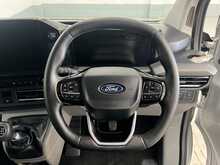 Ford Tourneo Custom 2.0 320 EcoBlue Zetec Minibus Double Cab 5dr Diesel Manual L2 Euro 6 (s/s) (136 ps) - U1710