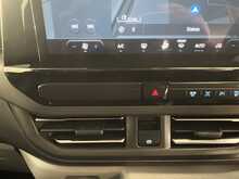 Ford Tourneo Custom 2.0 320 EcoBlue Zetec Minibus Double Cab 5dr Diesel Manual L2 Euro 6 (s/s) (136 ps) - U1710