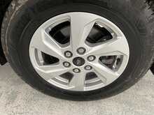 Ford Tourneo Custom 2.0 320 EcoBlue Zetec Minibus Double Cab 5dr Diesel Manual L2 Euro 6 (s/s) (136 ps) - U1710