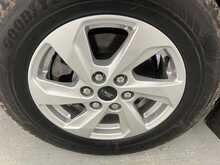 Ford Tourneo Custom 2.0 320 EcoBlue Zetec Minibus Double Cab 5dr Diesel Manual L2 Euro 6 (s/s) (136 ps) - U1710