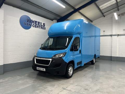 Peugeot Boxer Boxer 2.2 BlueHDi 335 Professional Premium + Platform Cab L3 Euro 6 (s/s) 2dr