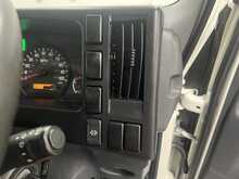 Isuzu Grafter Tipper AUTO N35.125Se 1.9 Tipper Automatic Diesel - U1722