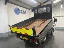 Isuzu Grafter Tipper AUTO N35.125Se 1.9 Tipper Automatic Diesel - U1722