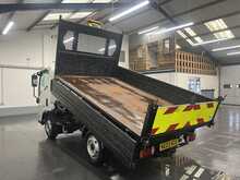 Isuzu Grafter Tipper AUTO N35.125Se 1.9 Tipper Automatic Diesel - U1722
