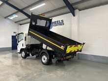Isuzu Grafter Tipper AUTO N35.125Se 1.9 Tipper Automatic Diesel - U1722