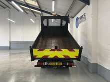 Isuzu Grafter Tipper AUTO N35.125Se 1.9 Tipper Automatic Diesel - U1722