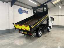 Isuzu Grafter Tipper AUTO N35.125Se 1.9 Tipper Automatic Diesel - U1722