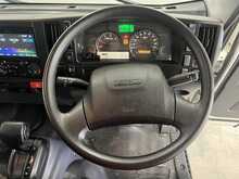 Isuzu Grafter Tipper AUTO N35.125Se 1.9 Tipper Automatic Diesel - U1722